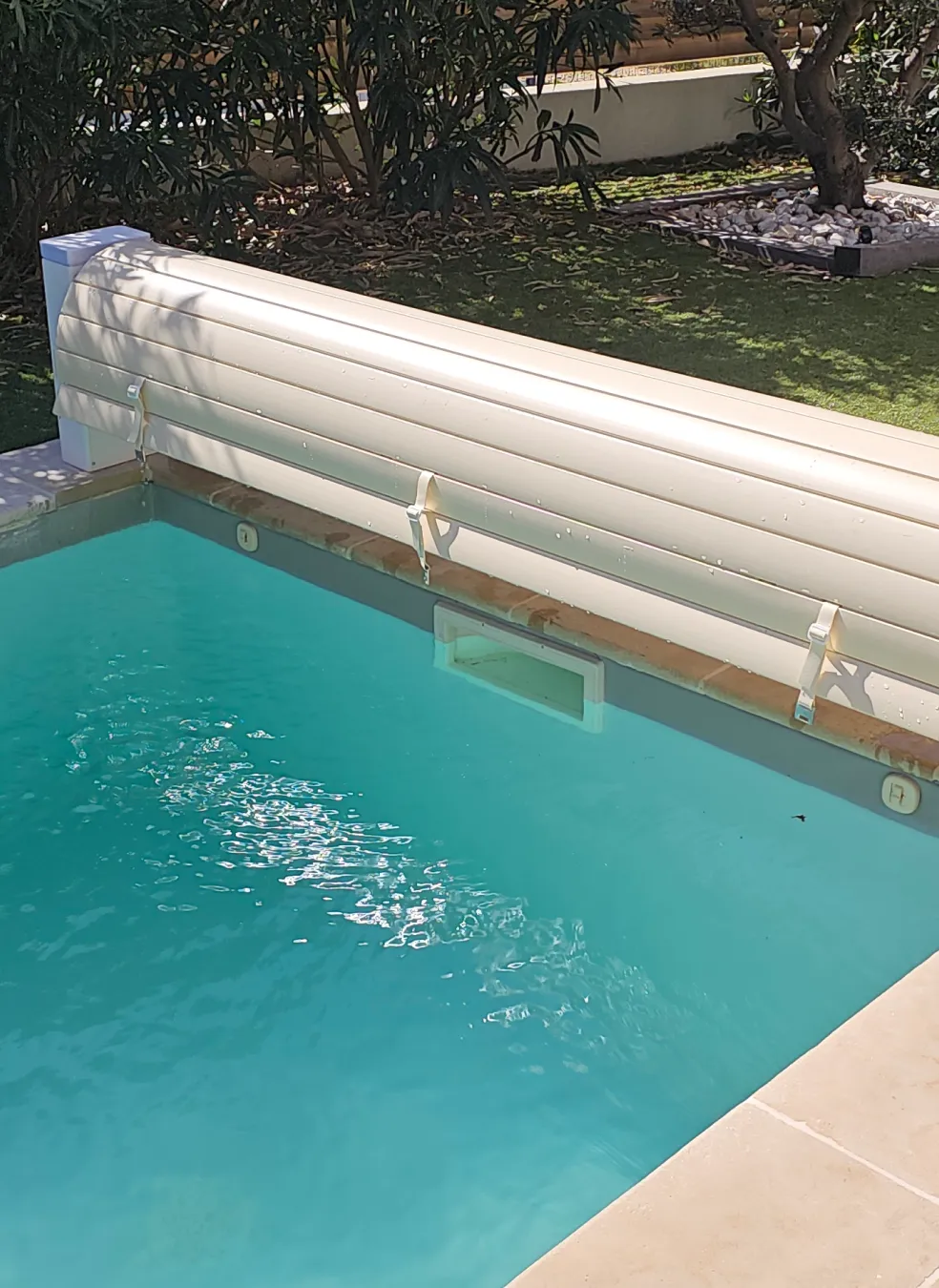 Capaxion Volet Roulant Piscine Marseille AC150 Couleur SABLE 1 1