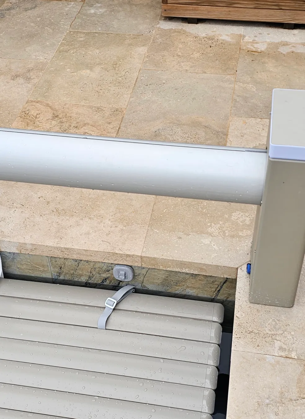 Capaxion Volet Roulant Piscine Marseille AC150 Couleur Ton Pierre2 AQUALIFE 1 1