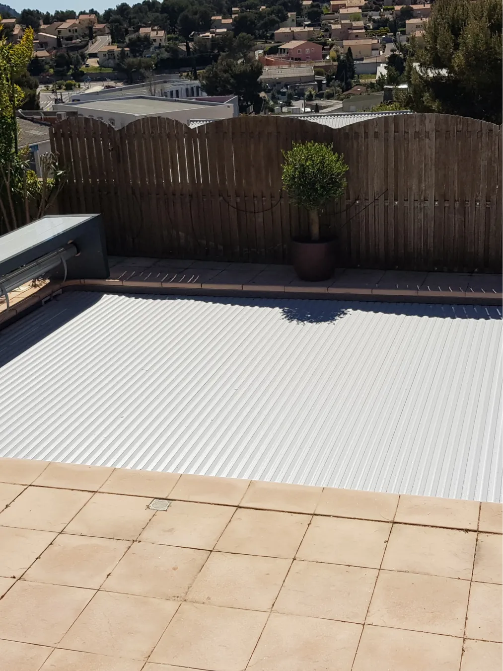 Capaxion Volet Roulant Piscine Marseille PRESTIGE SOLAIRE SOFATEC 1 1